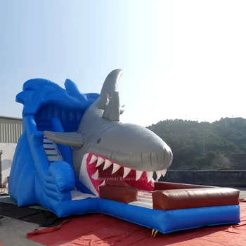 Komercijalni dom za skakanje s morski pas s kombiniranim toboganom za djecu, odskakanje dvorac na otvorenom za zurke, suha tobogan na napuhavanje s bazenom